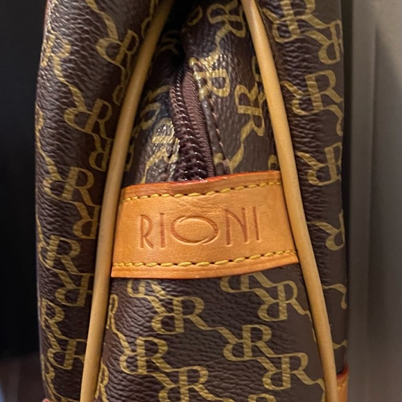 Rioni Satchel - Picture 3 of 9
